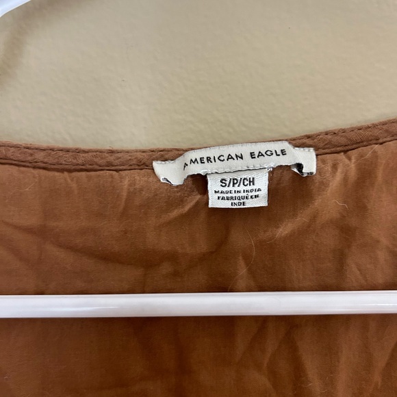 AE Blouse - Picture 2 of 2